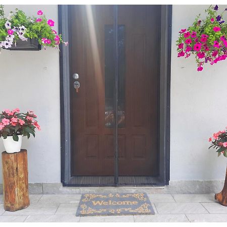 Bed and Breakfast La Casina Trecasali Exterior foto