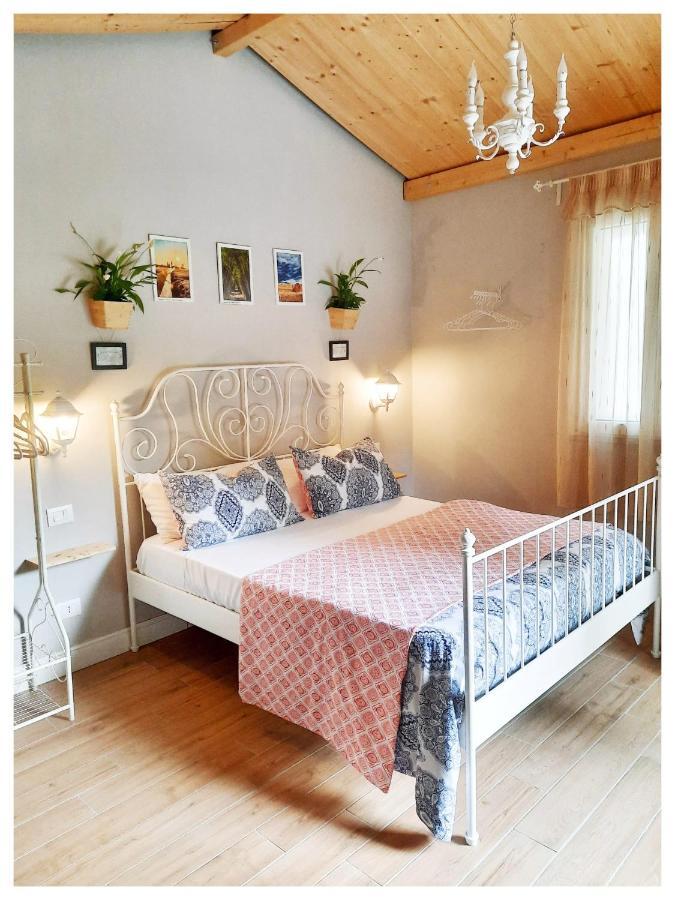 Bed and Breakfast La Casina Trecasali Exterior foto